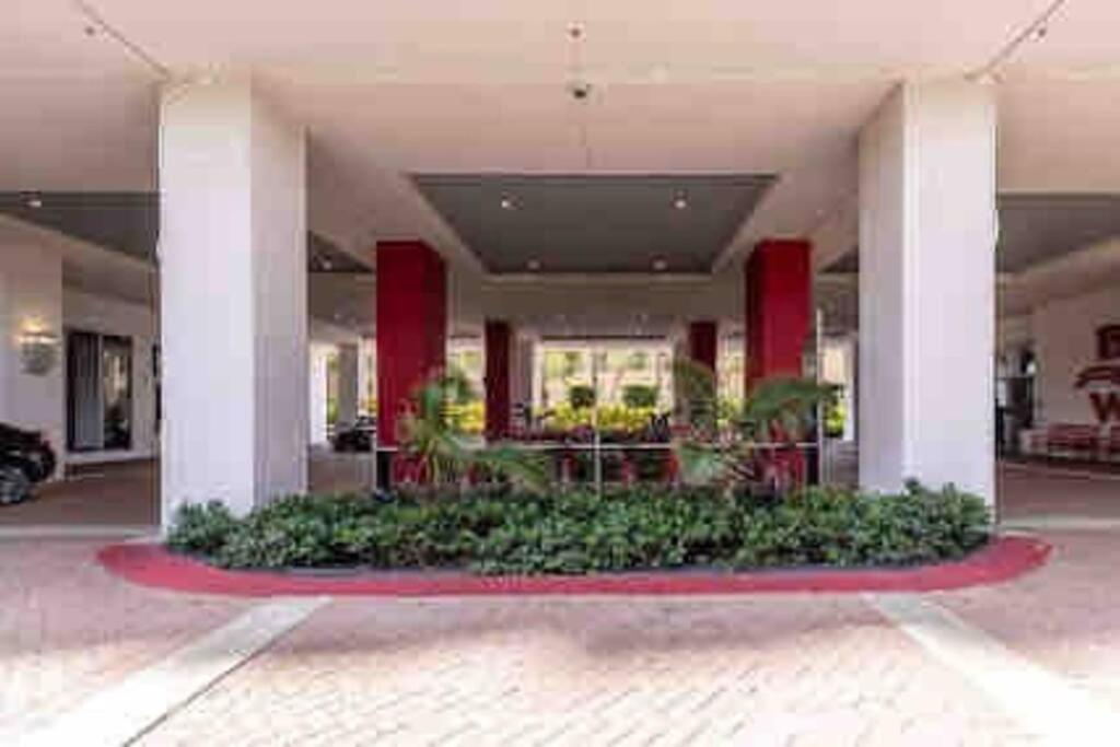 Beachwalk Resort & Condos 할렌데일비치 외부 사진